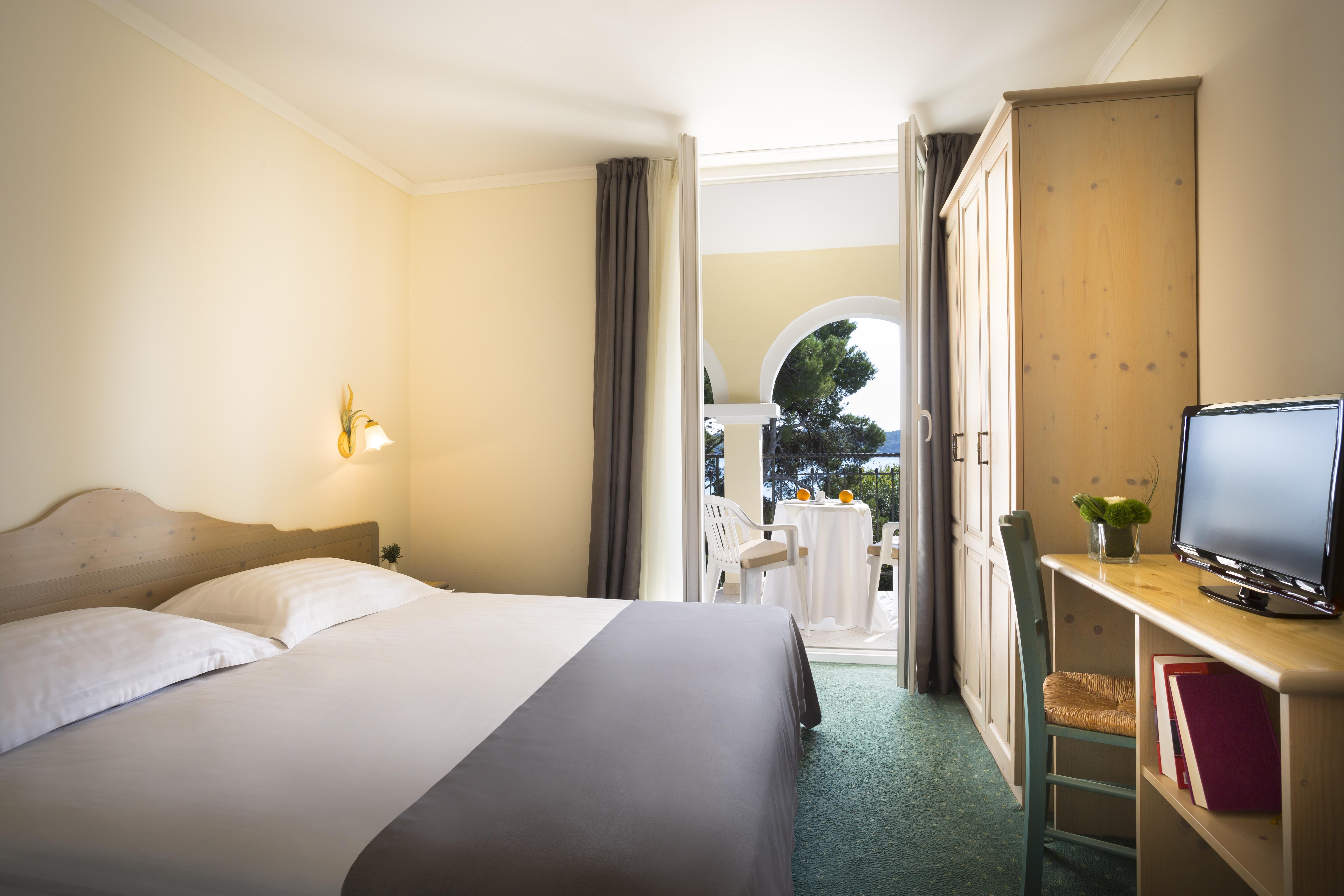 Maistra Select Island Hotel Katarina Rovinj Exterior photo